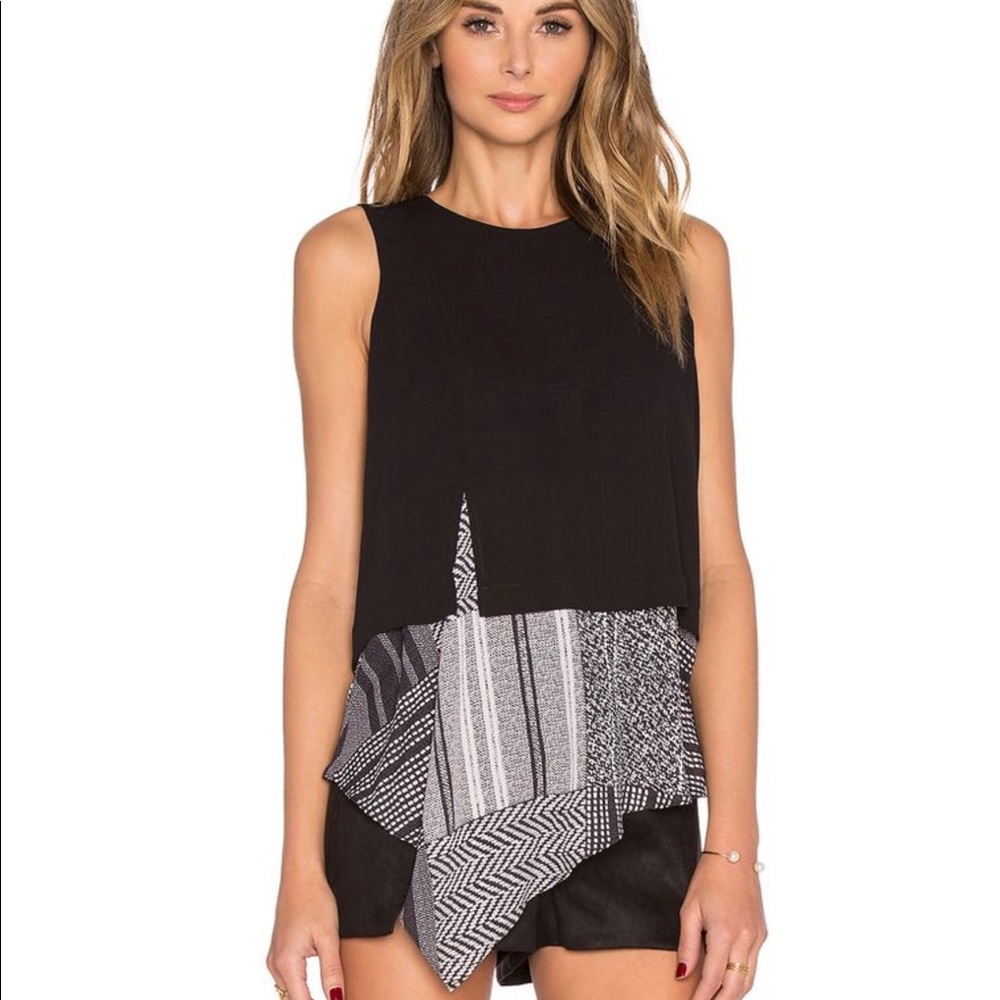 BCBG sleeveless tiered top
